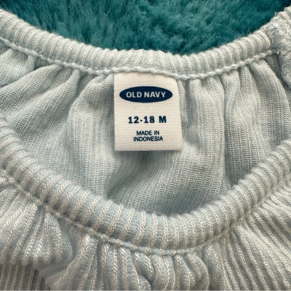 Old Navy Toddler Girl Flowy Top Size 12-18 Months